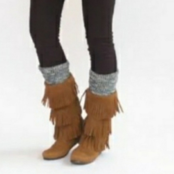 Minnetonka Three Layer Fringe Boots in Brown - Picture 15 of 16